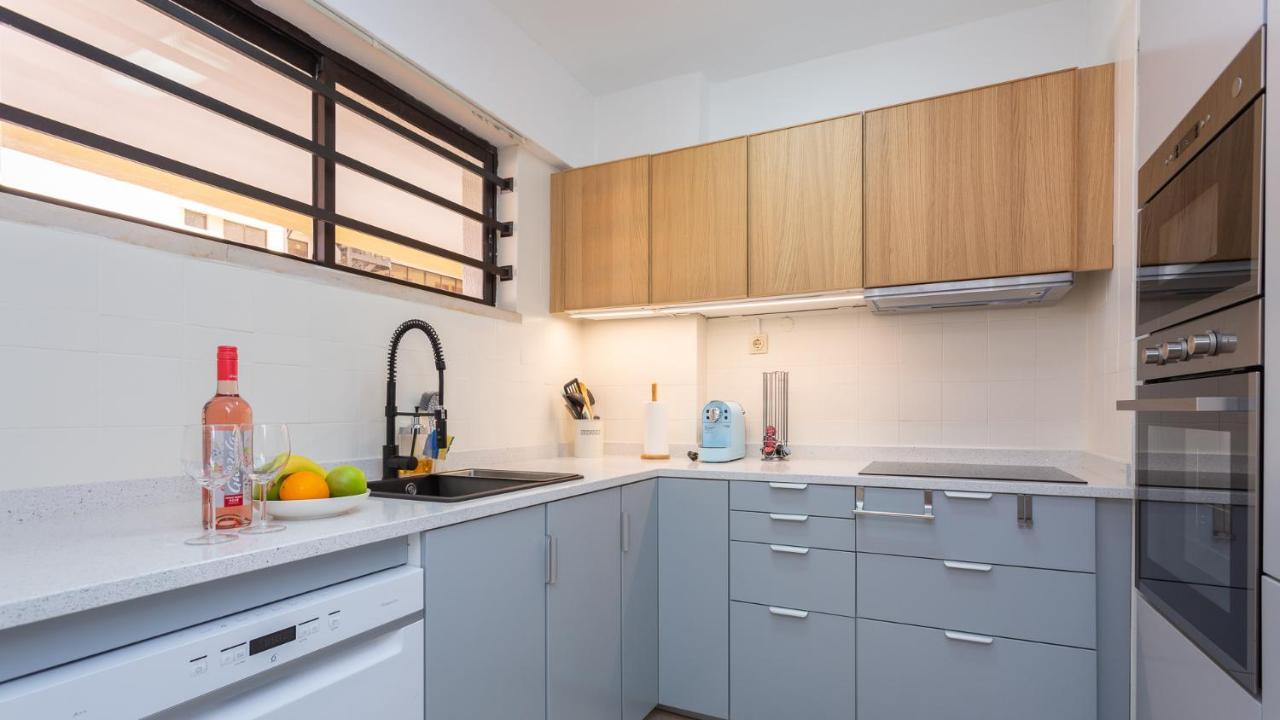 Marina 2Bdr Apartment With Balcony & Pool - 5Min From Beach By Lovelystay 奎特里拉 外观 照片