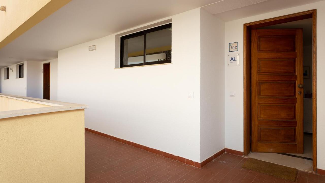 Marina 2Bdr Apartment With Balcony & Pool - 5Min From Beach By Lovelystay 奎特里拉 外观 照片