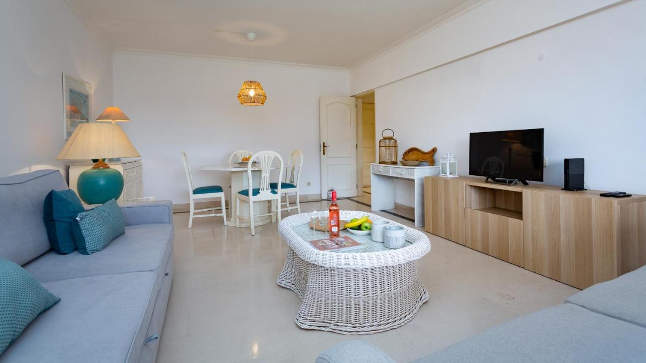 Marina 2Bdr Apartment With Balcony & Pool - 5Min From Beach By Lovelystay 奎特里拉 外观 照片